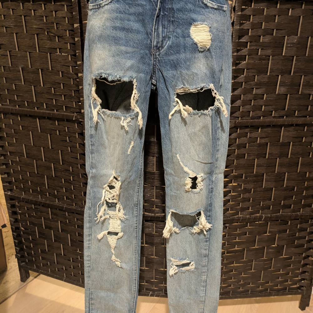 BDG Light Blue Distressed Straight Jeans